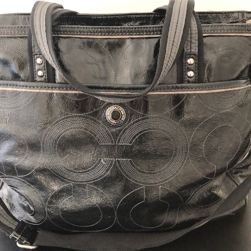 Coach Signature C Stitched Patent Leather Baby - Picture 14 of 14